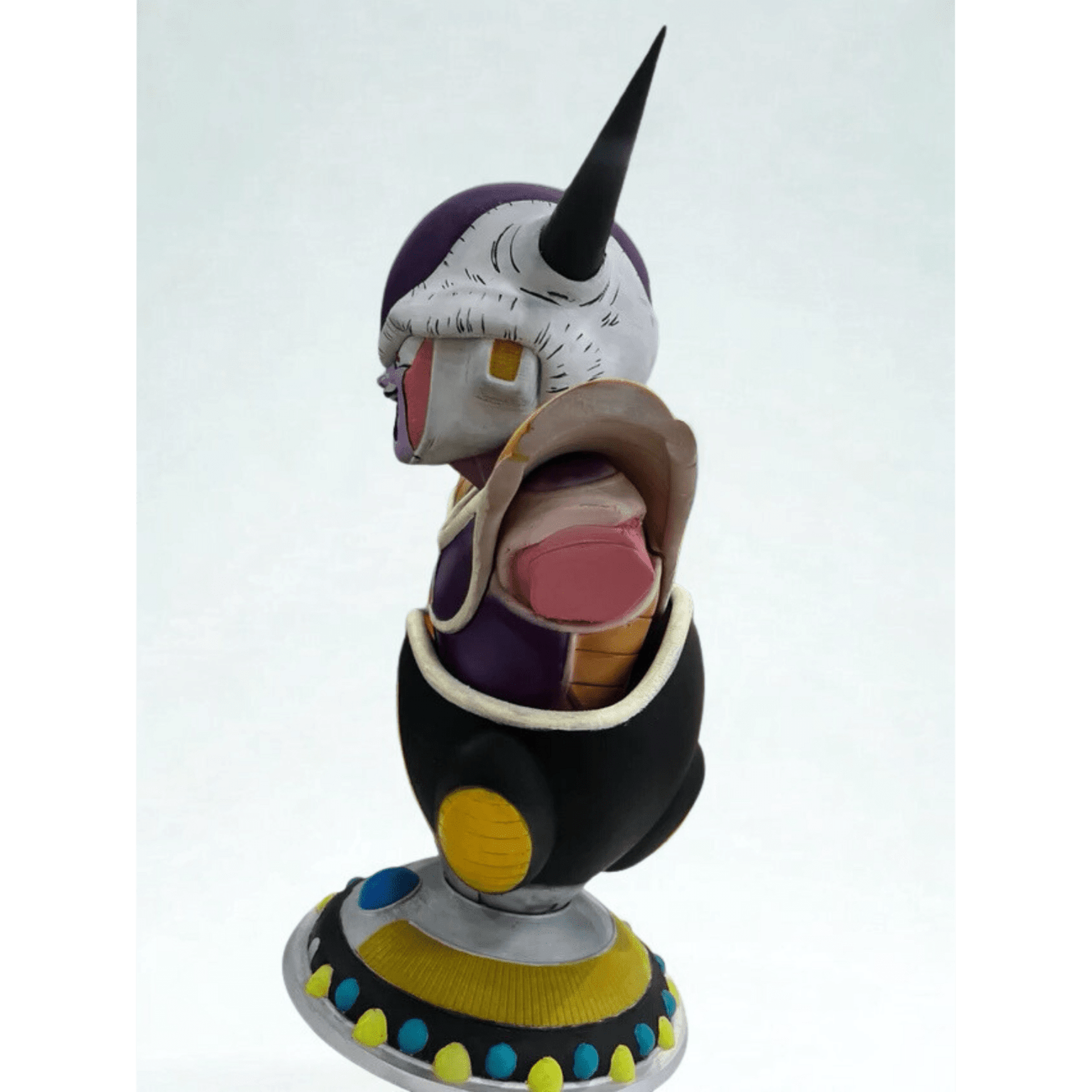 Busto Freezer Dragon Ball pintado a mano para fans de la saga de Dragon Ball - 4
